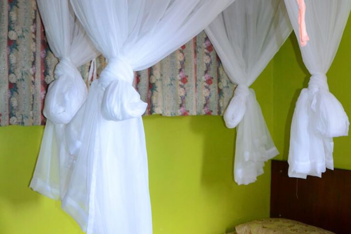 Room 8 of 50