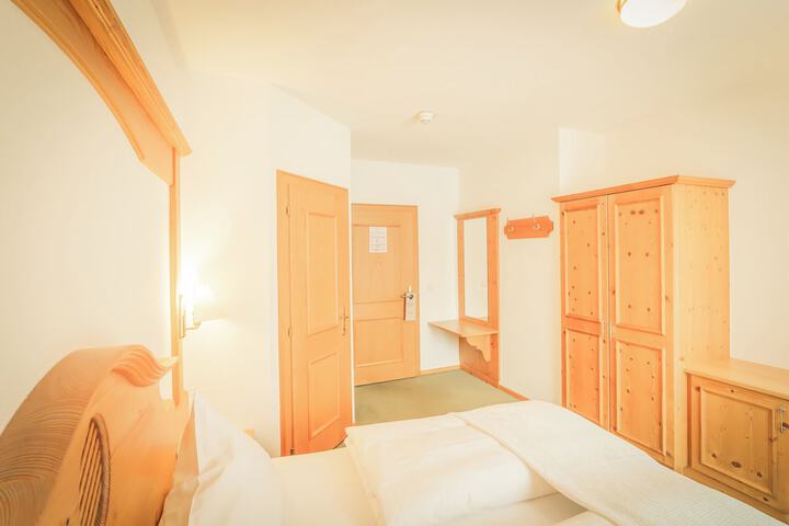 Room 41 of 113