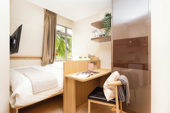 Room 19 of 42