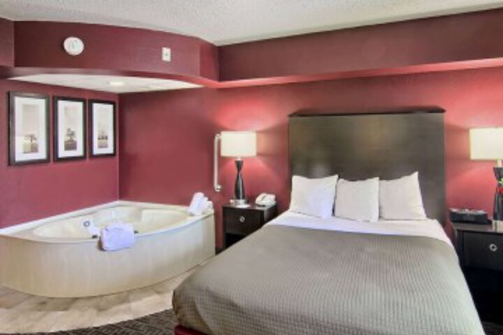 Room 15 of 54