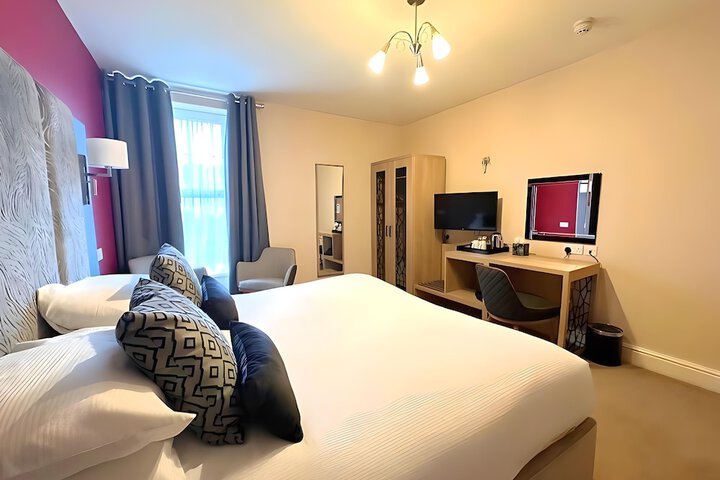Room 46 of 146