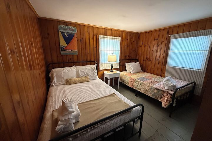 Room 31 of 212