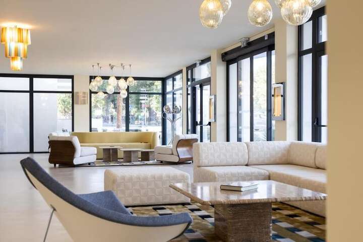 Hotel Interior 4 of 60