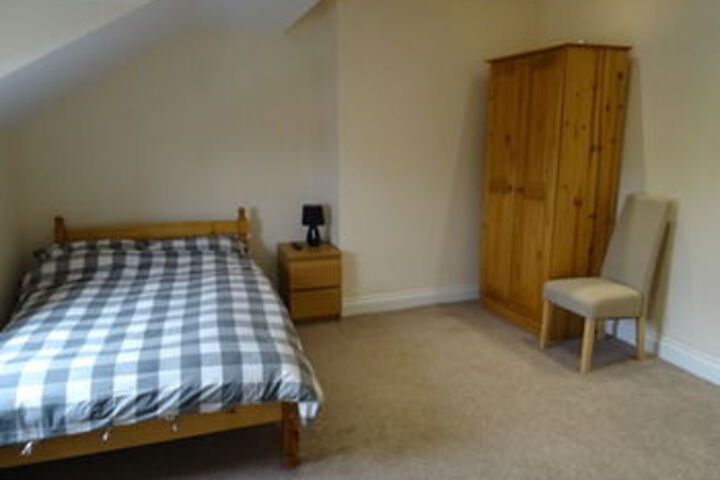 Room 15 of 22