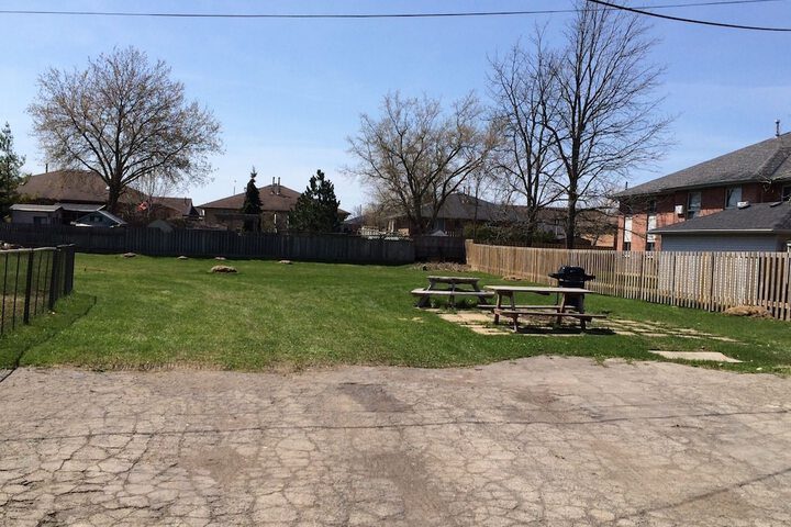 Property Grounds 29 of 32