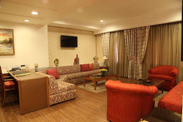 Guest Lobby