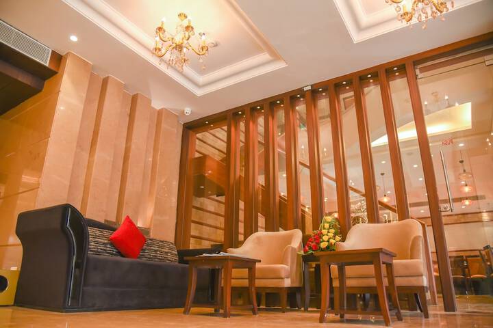 Hotel Interior 5 of 27