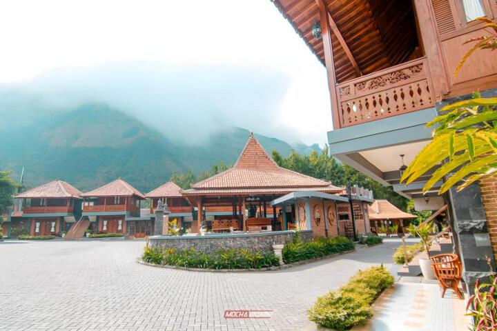 Joglo Kecombrang Bromo