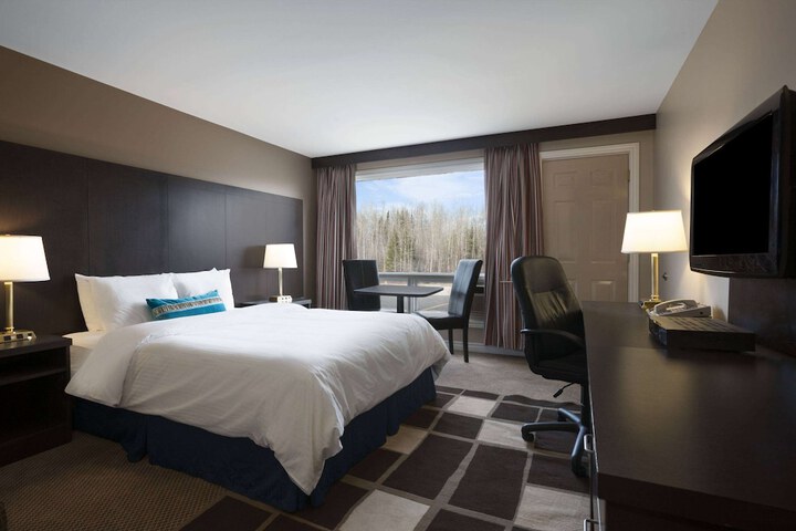Room 10 of 17