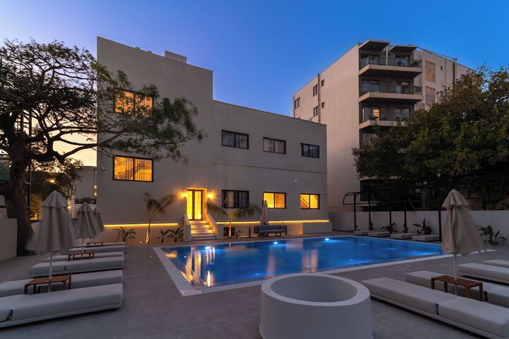 Hotel 50 of 54