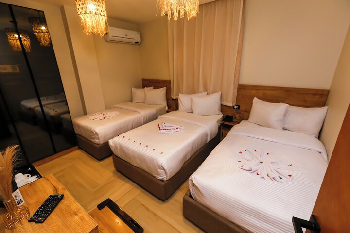 Room 19 of 150