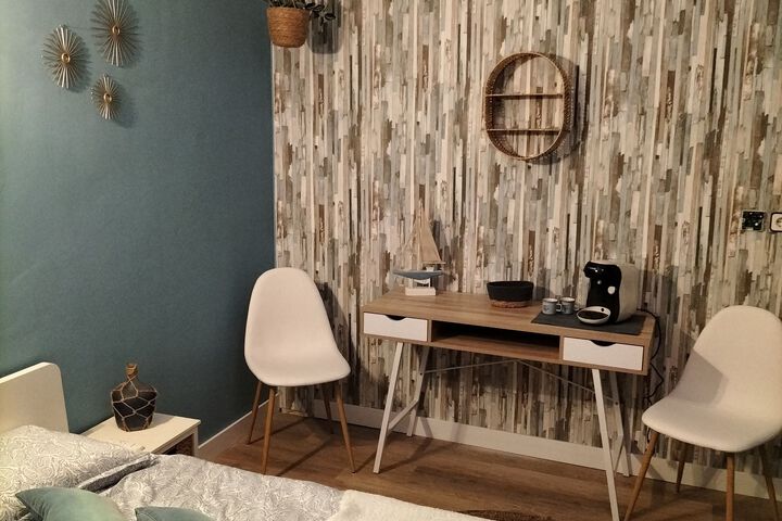 Room 13 of 15