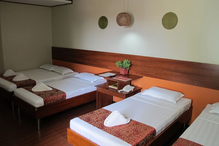 Room 6 of 58