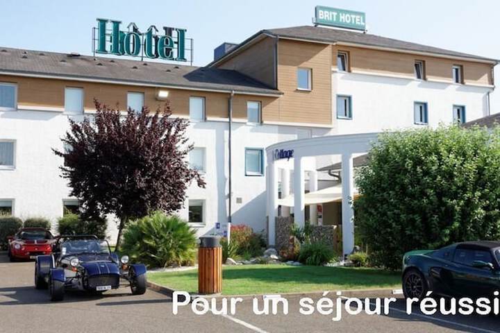 Hotel 28 of 30
