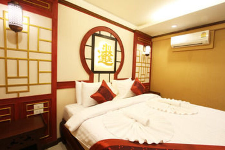 Room 79 of 145