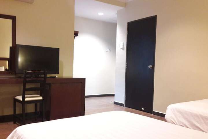 Room 29 of 61