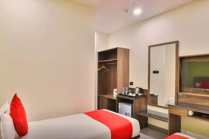 Room 17 of 24
