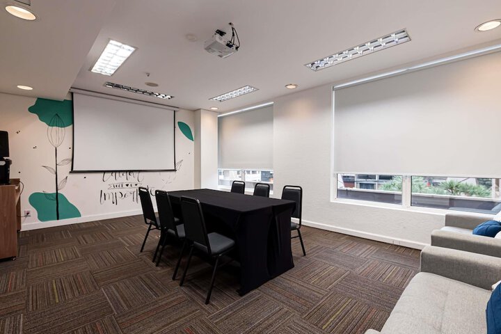Business Center 116 of 133