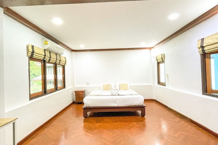 Room 19 of 58