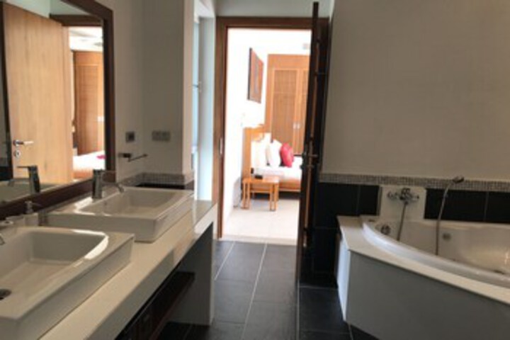 Room 2 of 26