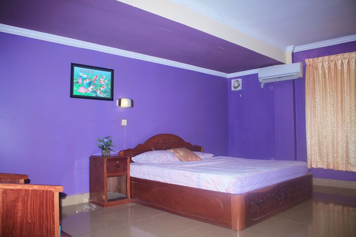Room 16 of 45