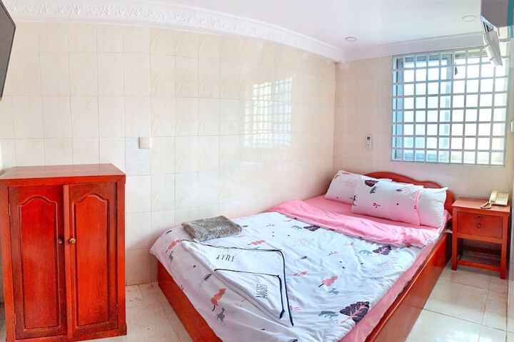 Room 18 of 62