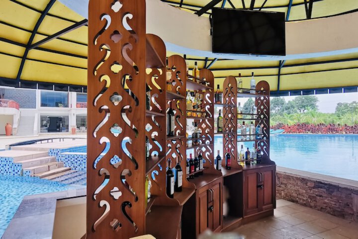 Pool 45 of 73