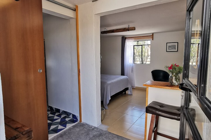 Room 5 of 61