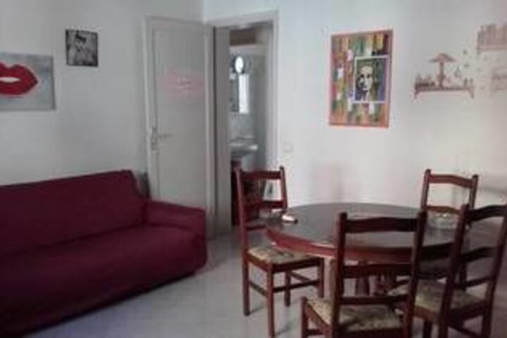 Room 14 of 14
