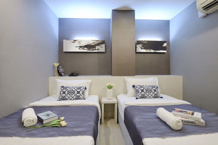 Room 43 of 110
