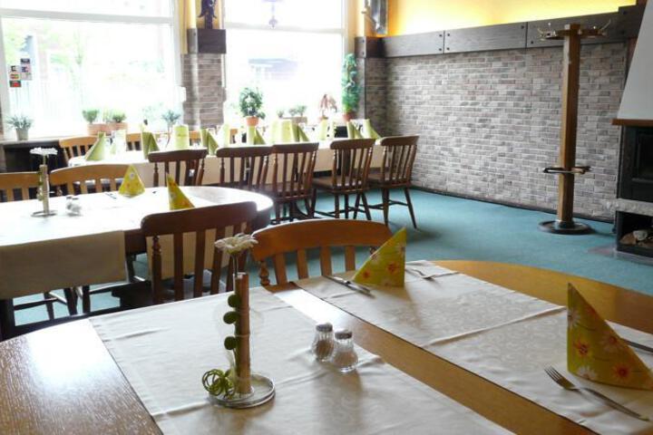 HOTEL BRUECKER
