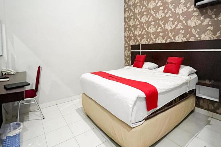 RedDoorz at Lucky Inn Panakukkang Makassar