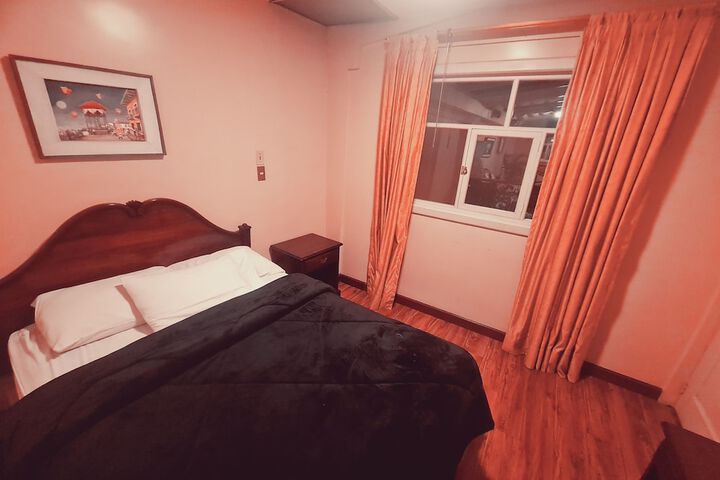 Room 42 of 105