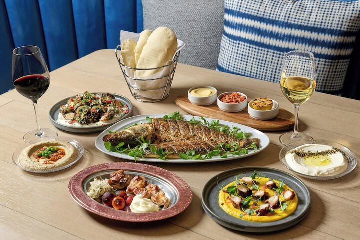 Dining 87 of 141