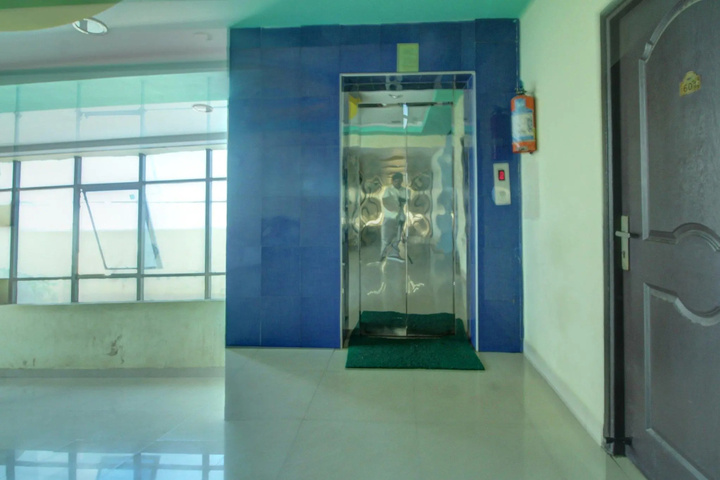 Room 3 of 5
