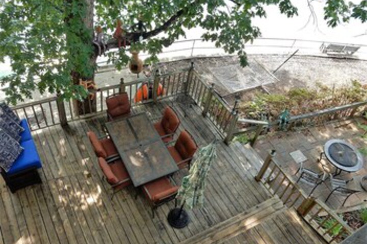 Terrace/Patio 9 of 44