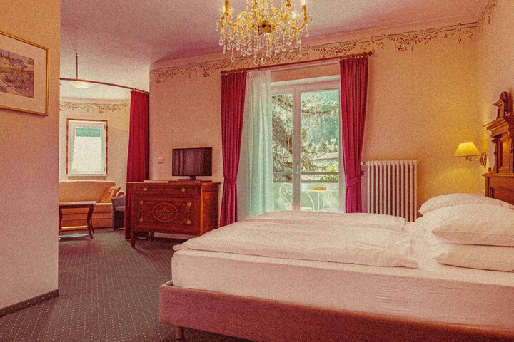Room 14 of 40