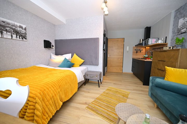Room 70 of 147