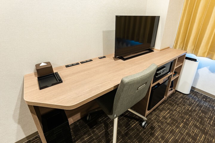 Room 15 of 40