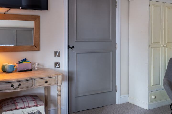 Room 13 of 56