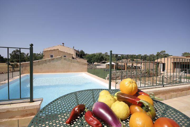 Pool 62 of 82