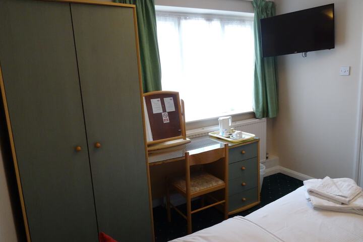 Room 19 of 52