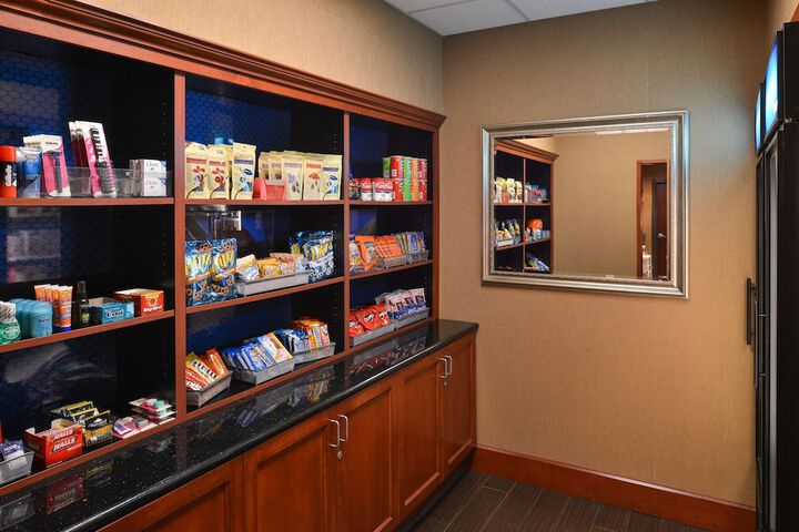 Snack bar