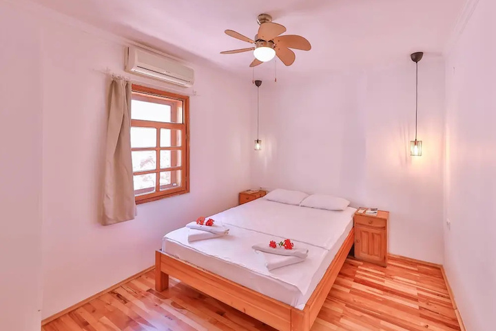 guest_rooms