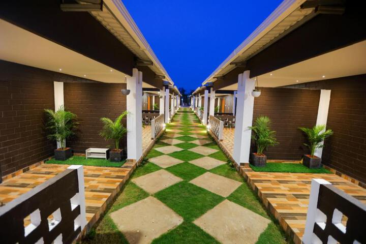 Boomerank Inn