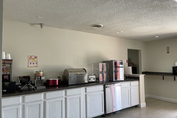 Red Roof Inn Branson Branson | Bookonline.com