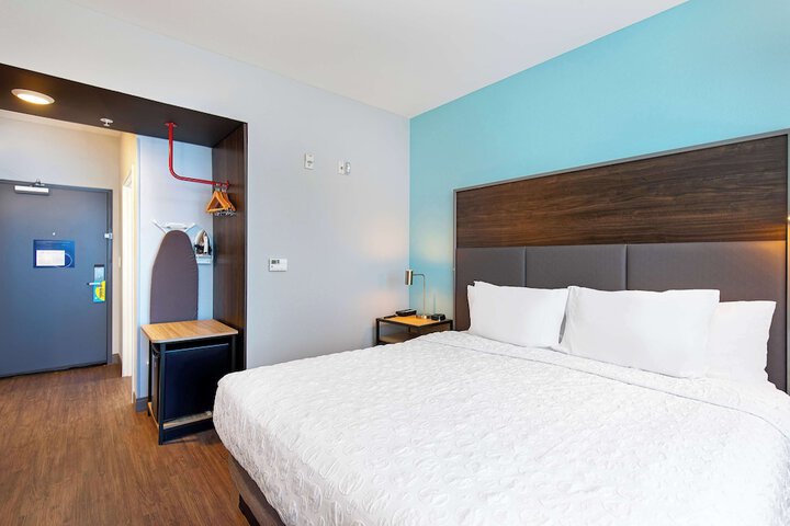 1 King Bed with Walk in Shower (4 of 17)