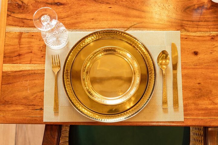 Dining 10 of 15