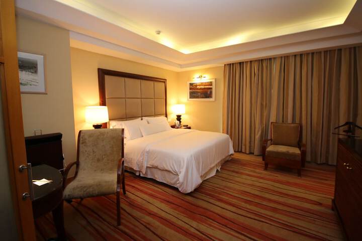 Room 14 of 70