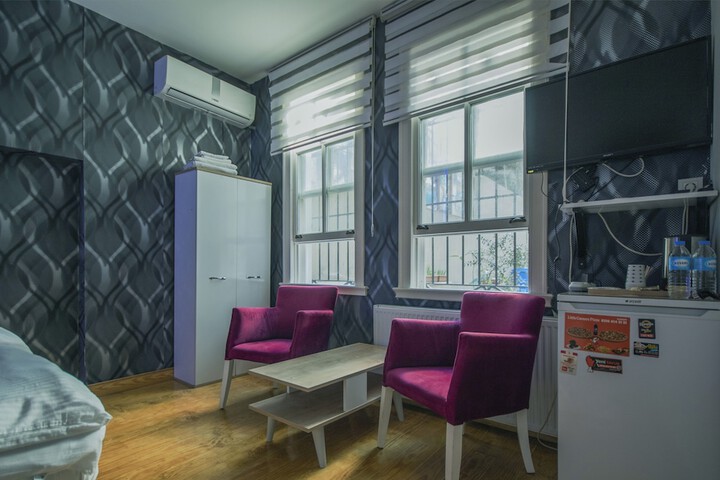 Room 68 of 99